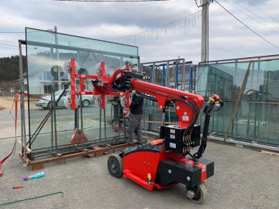 vanzare-sau-inchiriere-robot-sticla