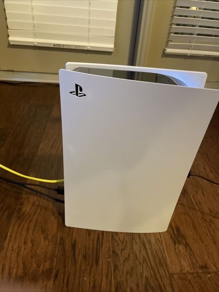 selling-sony-playstation-5-whats-app-17622334358-big-0