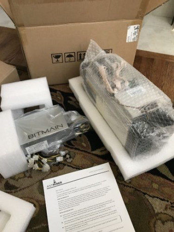 selling-bitmain-antminer-s9-14th-with-psu-chat-17622334358-big-2