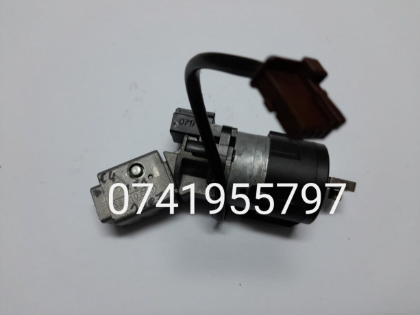 reparatii-deblocare-contact-pornire-vw-skoda-seat-audi-opel-ford-daewoo-kia-big-1