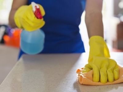 firma-de-curatenie-canapele-si-coltare-la-domiciliu