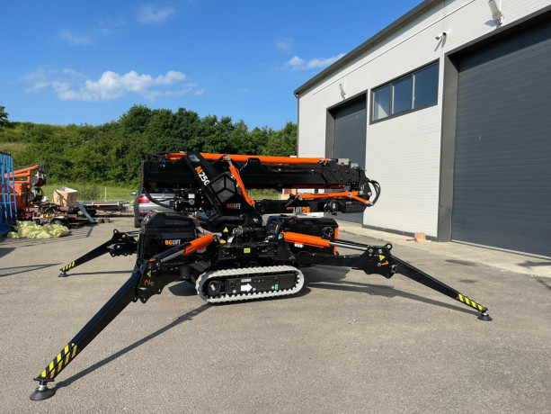 vanzarea-au-inchiriere-macara-spider-big-1