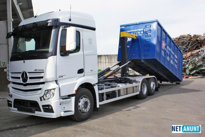 inchiriem-utilajeautomacarale-si-camioane-pt-constructii-big-0