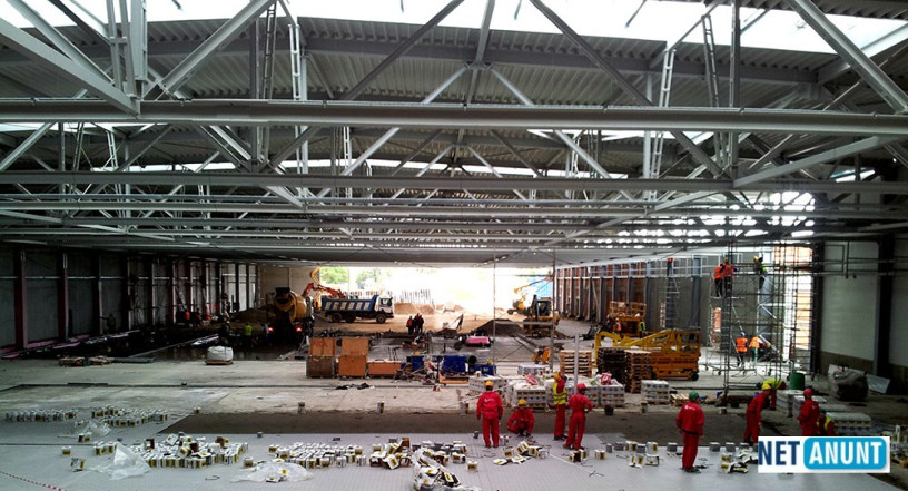 montam-panouri-sandwich-si-constructie-metalica-big-4