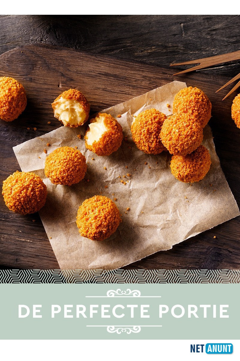 bitterballen-cu-branza-old-amsterdam-total-blue