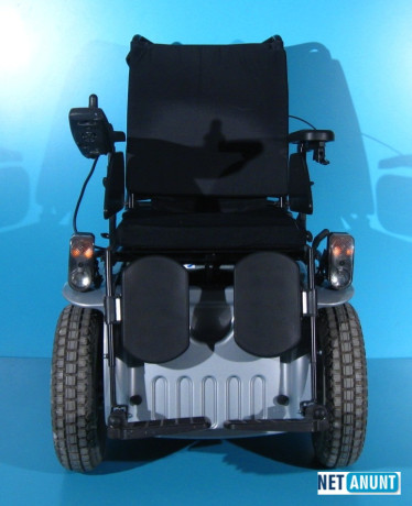 carucior-electric-invacare-g50-6-kmh-big-3