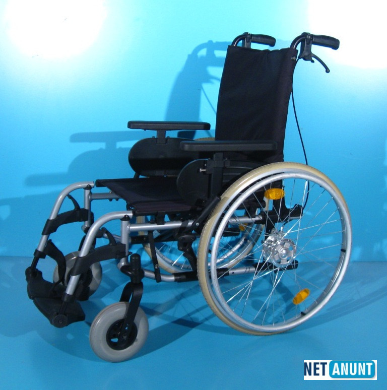 scaun-cu-rotile-din-aluminiu