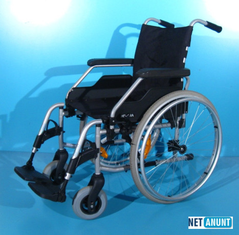 scaun-cu-rotile-meyra-latime-sezut-43-cm-big-0