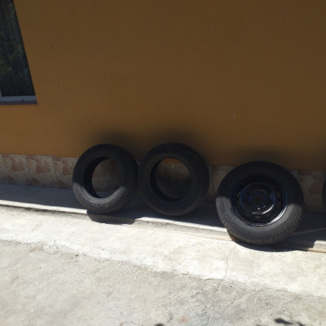 vand-4-cauciucuri-cu-4-jante-de-tabla-big-1