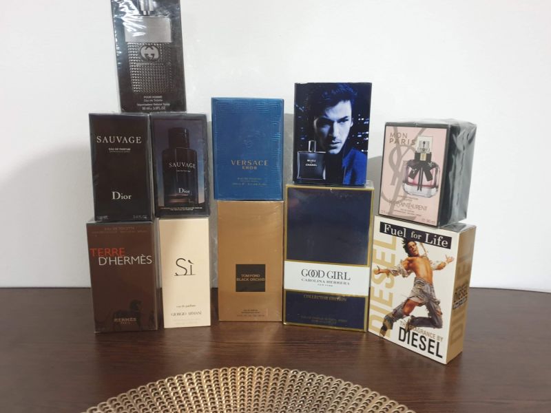 vand-parfumuri-pt-elea-big-0