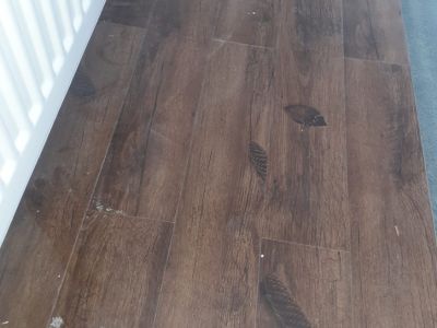 construim-la-rosu-si-la-cheie