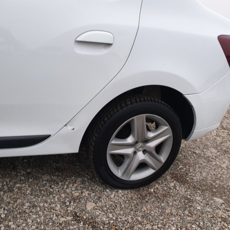 vand-dacia-logan-1149-cm-12-din-2014-seria-logan-10-ani-4600-euro-big-2