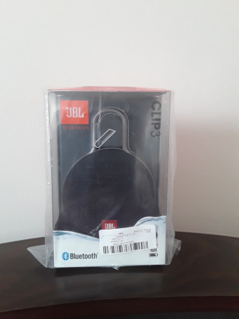 boxa-jbl-clip-3-big-0