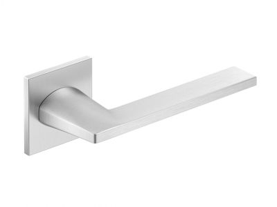 cea-mai-vasta-gama-de-manere-usi