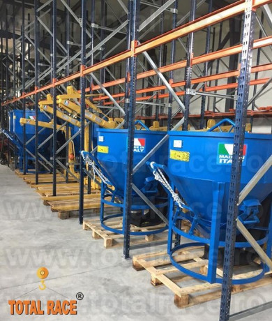 bene-beton-cu-descarcare-centrala-si-furtun-cauciuc-big-0