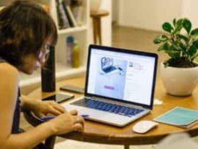 munca-simpla-si-comoda