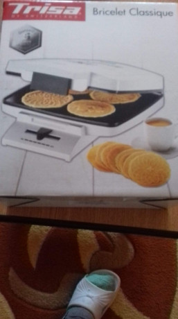 aparat-de-facut-biscuiti-big-0