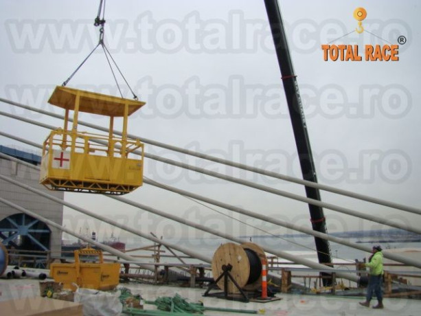 bena-pentru-macara-cu-autodescarcare-cupa-basculabila-bene-metalice-deseuri-big-3